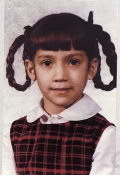 Jennifer Lopez age 6