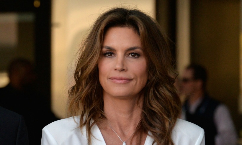 Check Out the Beauty Secrets of Cindy Crawford