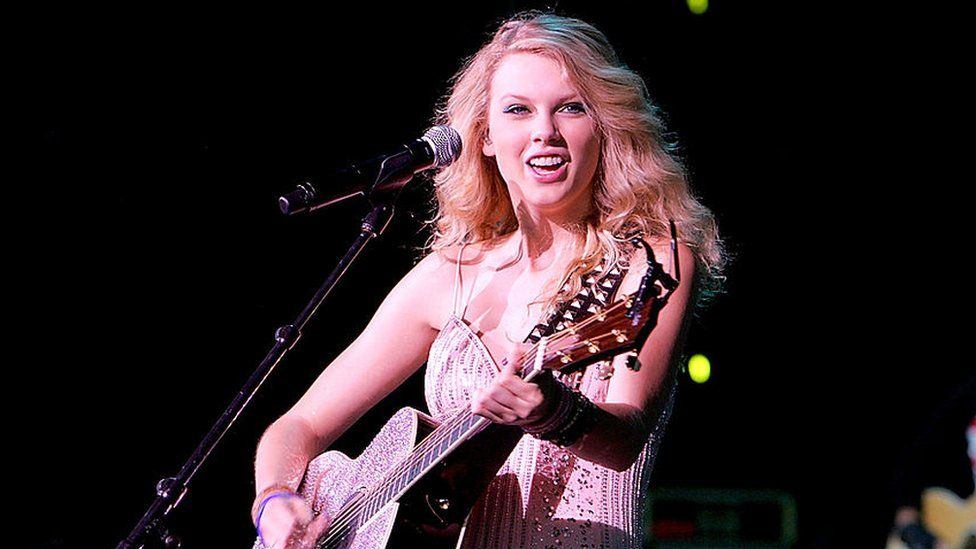 How Taylor Swift Went from Country to Pop and Became One of the Biggest Artists Today