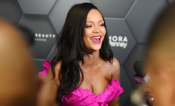 How Rihanna Became Successful and Built Her $600 Million Dollar Empire